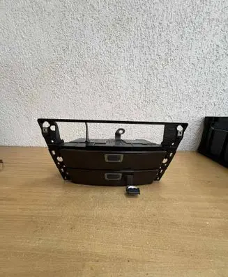 BMW 7 E65 E66 Glove box 7032886918 8261060 F6322