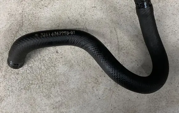 Mercedes-Benz C W203 Power steering hose/pipe/line 6767998