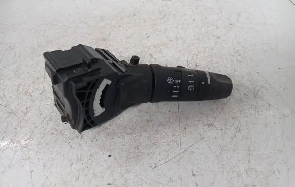 Nissan X-Trail T30 Wiper control stalk 252608h905