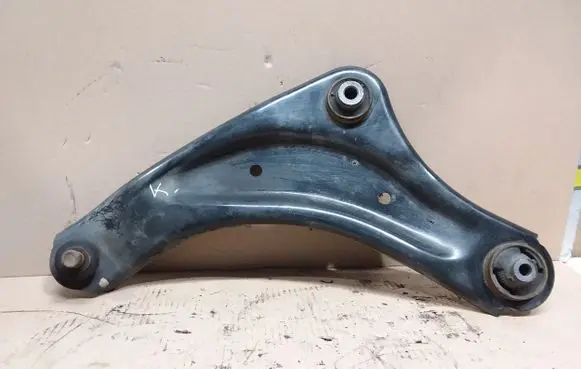 Nissan Juke I F15 Front lower control arm/wishbone