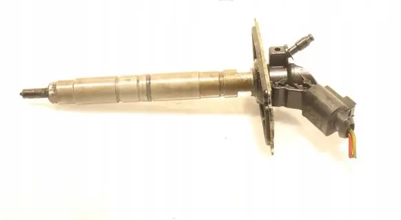 Audi A4 S4 B7 8E 8H Fuel injector