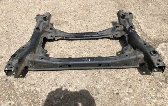 Mercedes-Benz E W214 Front subframe
