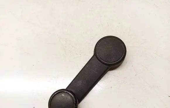 Ford Mondeo Mk III Front door window winding handle 93BBF23342AD