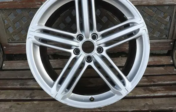 Audi A6 S6 C7 4G R20 alloy rim 
