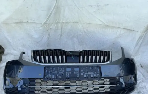 Skoda Octavia Mk3 (5E) Front bumper 5E0807221N