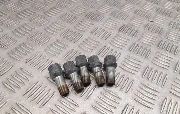 Audi A6 S6 C7 4G Nuts/bolts 