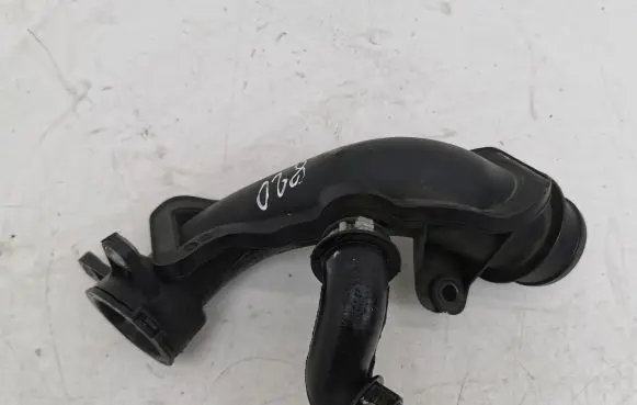 Ford Galaxy Intercooler hose/pipe DS739F805H