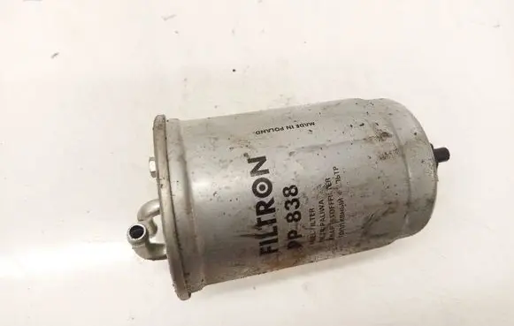 Volkswagen PASSAT B4 Fuel filter PP838