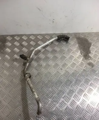 Volkswagen Touareg II Engine coolant pipe/hose 7P0819888A