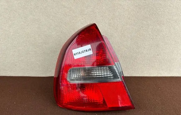 Mitsubishi Carisma Rear/tail lights 151085