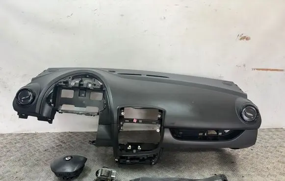 Renault Clio IV Dashboard 