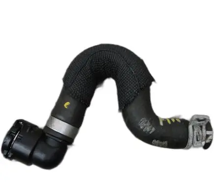 Mercedes-Benz B W247 Engine coolant pipe/hose 