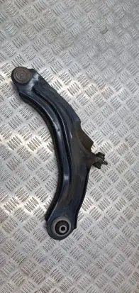 Renault Zoe Front lower control arm/wishbone