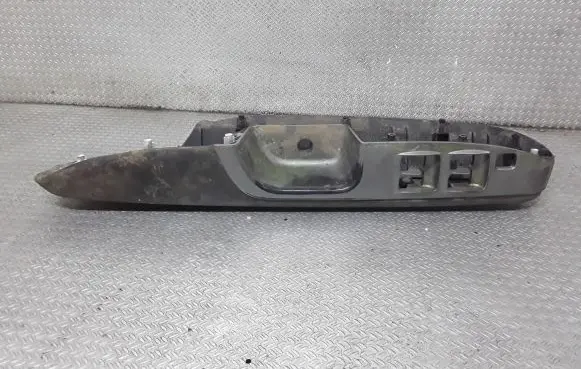Mitsubishi Outlander Front door interior handle trim MR4560498