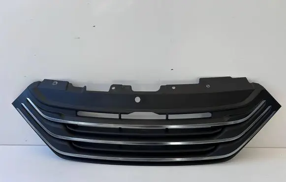 Iveco Daily 6th gen Front grill 5802799786