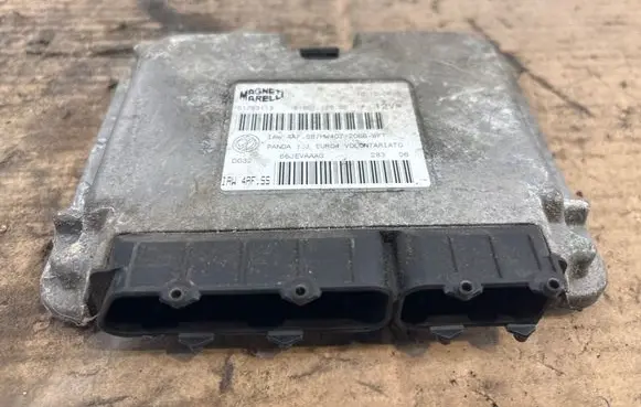Fiat Panda II Engine control unit/module 51793113 6160112502 66JEVAAAG
