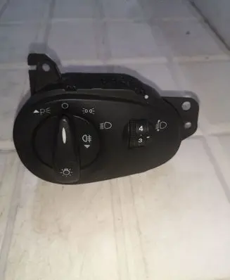 Ford Focus Light switch 98AG13A024CH 98AG13A024 04052524