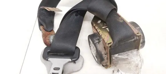 Mazda 3 I Front seatbelt 603157000