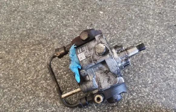 Opel Meriva A Fuel injection high pressure pump 8973138622 2940000071