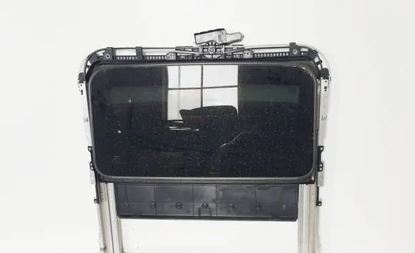 Lexus RX 330 - 350 - 400H Sunroof glass 