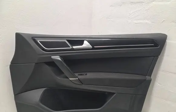 Volkswagen Golf Sportsvan Front door card panel trim 517867012 510868080 3020462