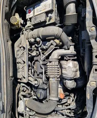 Peugeot 208 Engine 8HR