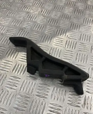 Toyota Yaris XP210 Fender foam support/seal PK15834