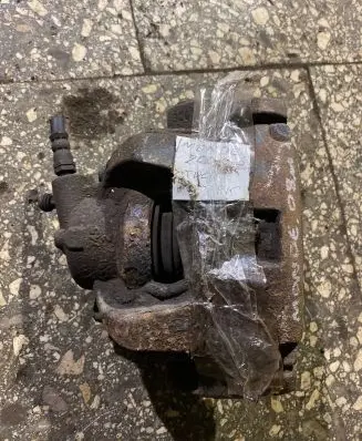 Ford Mondeo MK IV Front brake caliper