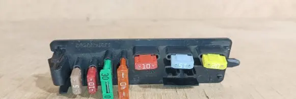 Citroen C5 Fuse box cover 9637466280