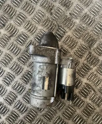 Mercedes-Benz C W204 Starter motor A0061514501