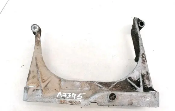 Honda Logo Engine mounting bracket P2CM1