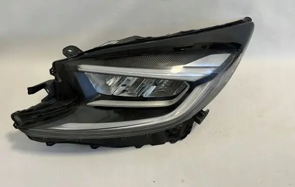 Toyota Aygo AB10 Headlight/headlamp