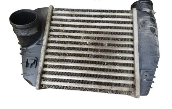 Audi A6 S6 C6 4F Intercooler radiator 4F0145805J