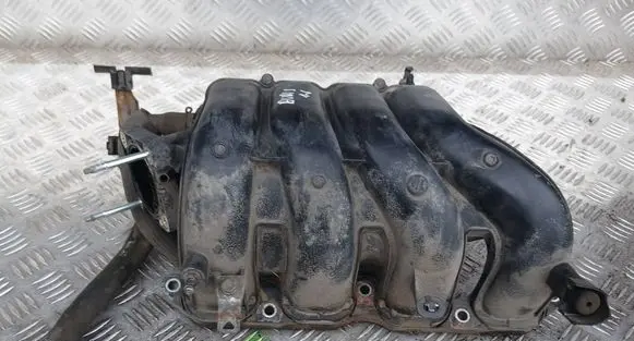 Toyota Auris 150 Intake manifold AURISKOLEKTOR