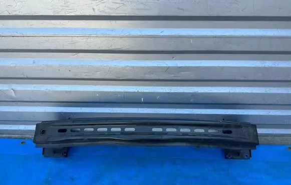 Skoda Octavia Mk3 (5E) Front bumper support beam