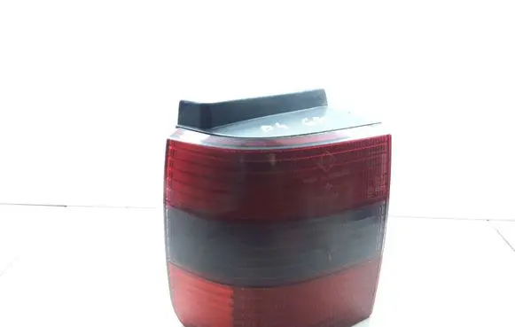 Volkswagen PASSAT B3 Rear/tail lights 3A9945257
