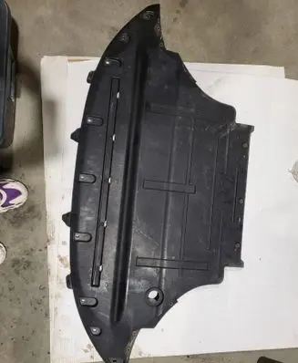 Audi Q5 SQ5 Engine splash shield/under tray 8R1863821E