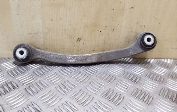Mercedes-Benz CLS C219 Rear control arm A2303520001