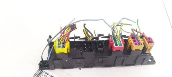 Audi A4 S4 B5 8D Fuse box set 4A0941822 0896046