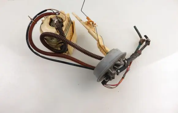 Volkswagen Golf III In-tank fuel pump 1H9919051L