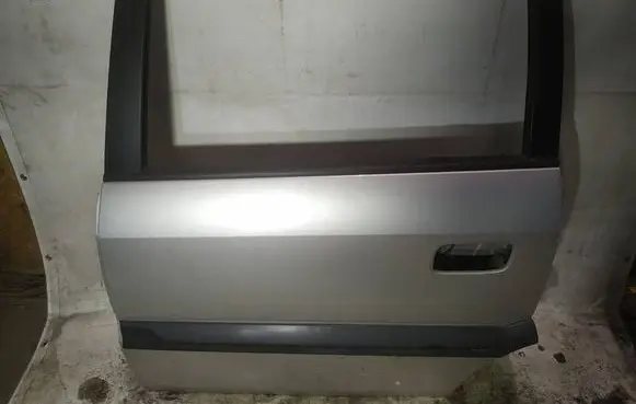 Rear door