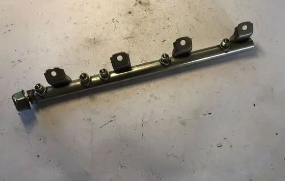 BMW 7 F01 F02 F03 F04 Fuel main line pipe 7547600 13537547600 1353754760006