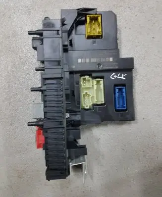 Mercedes-Benz GLK (X204) Fuse module 2044423600 2045456832