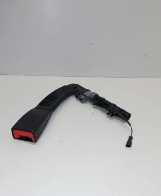 BMW 5 F10 F11 Front seatbelt buckle 615796400C 29062011