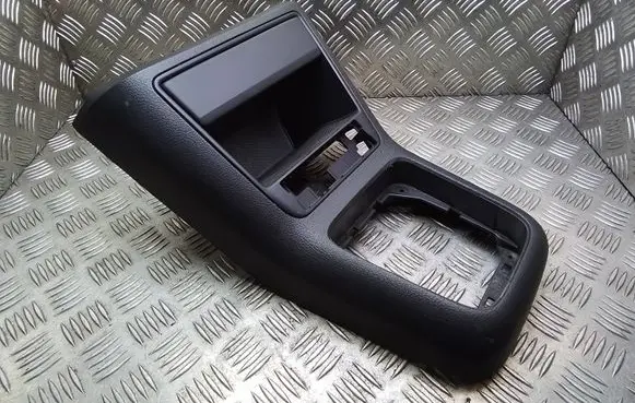 Volkswagen Tiguan Other center console (tunnel) element 5N1863476A 5M1863487B