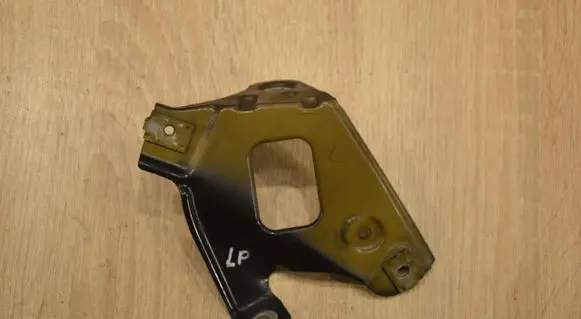 Chevrolet Orlando Fender mounting bracket
