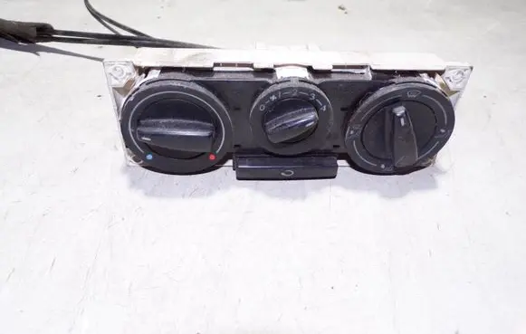 Volkswagen Transporter - Caravelle T4 Climate control unit 7D1819045L