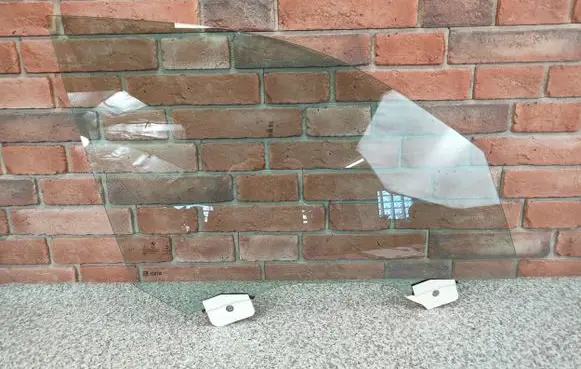 BMW X7 G07 Front door window glass four-door 8496036