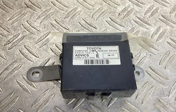 Lexus RX 450H Hand brake control module 8905048010