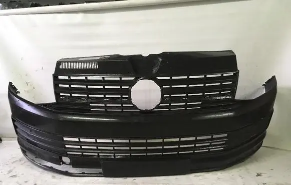 Volkswagen Transporter - Caravelle T1 Front bumper 7E5807221D